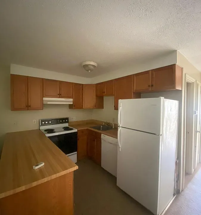 203 Regan Rd #5
