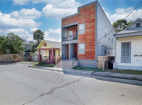 2nd image of 2323 Leonidas St