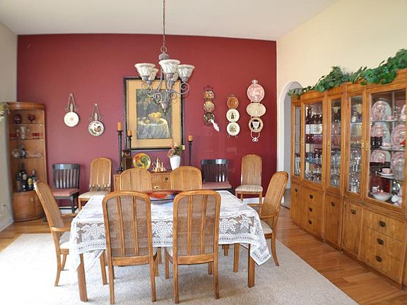 4th image of 320 Taryn Ct