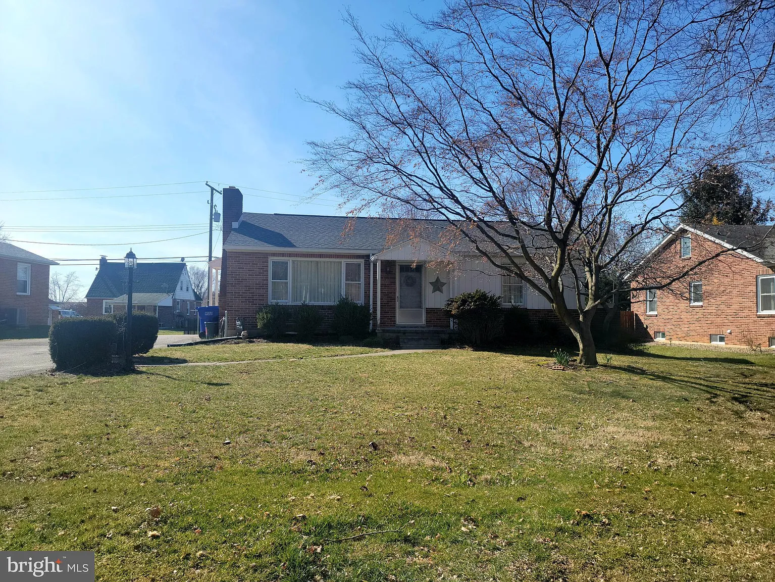 330 S Kershaw St photo 1