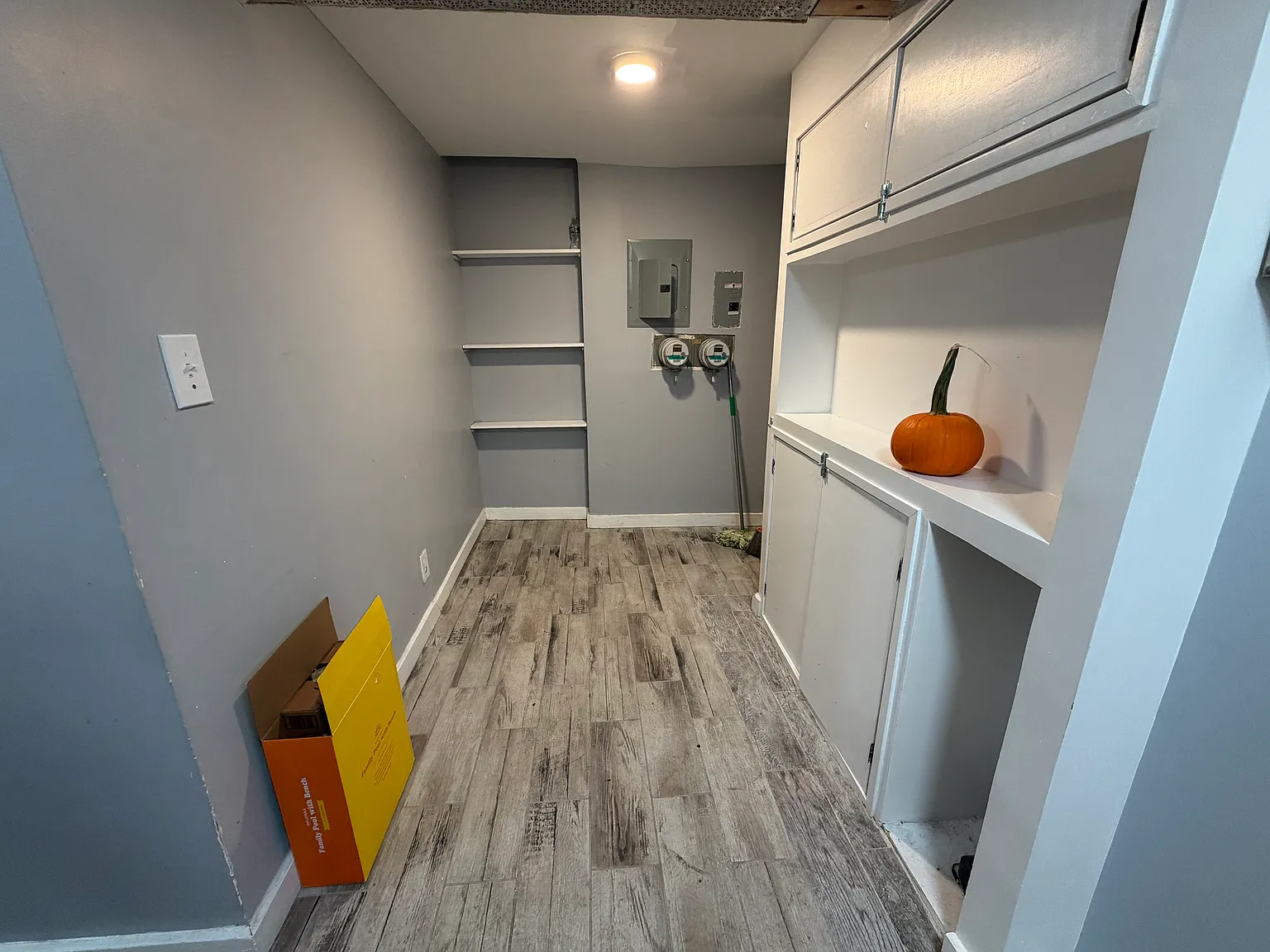 2 bed, 700 sqft, $1,850 — Photo 4