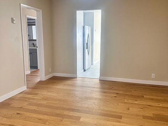 2nd image of 301 N Palm Ave APT 6