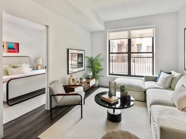 788 Willoughby Avenue image 2 of 17