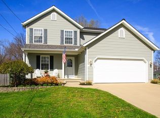 159 Paxton Rd, Eastlake, OH 44095