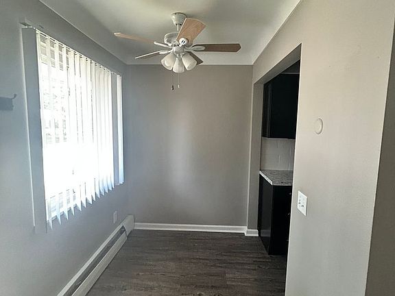 2nd image of 4101 Harvest Ln #7
