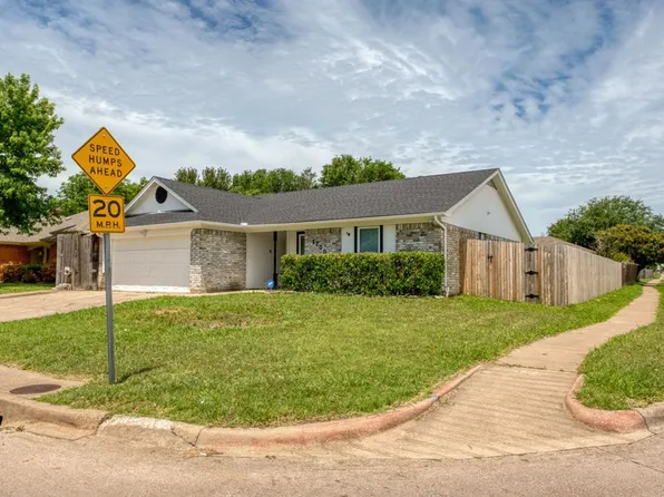 1700 Willow Vale Dr, Fort Worth, TX 76134