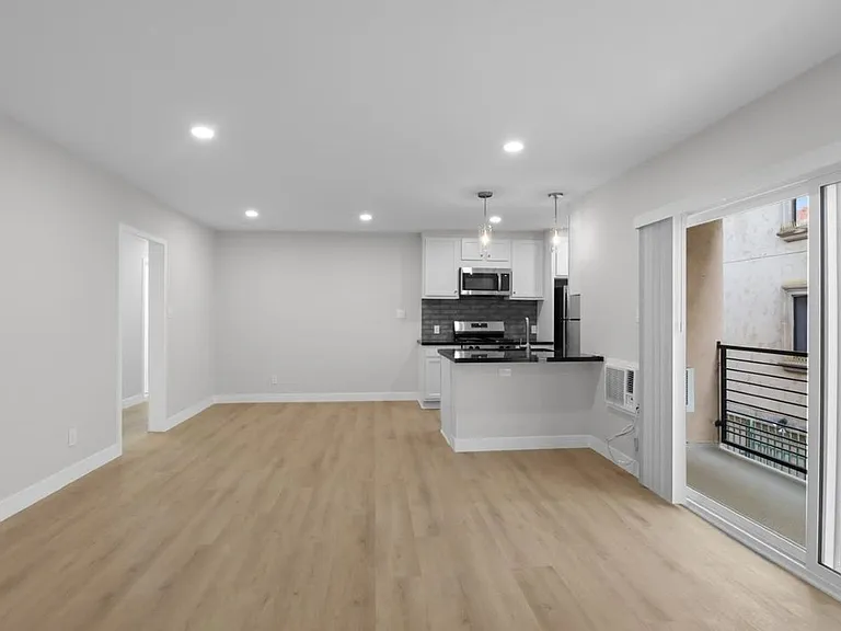 3848 Vinton Ave #3 — Photo 3