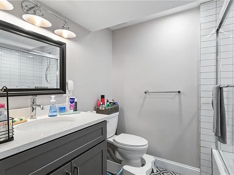 4 James St #1 — Photo 24