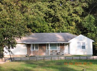308 Day Dr, Saint Louis, MO