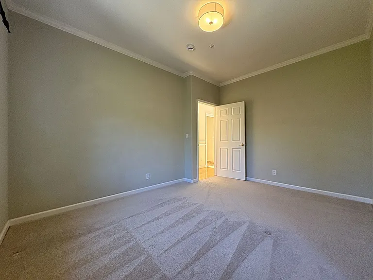 618 17th Ave — Photo 30