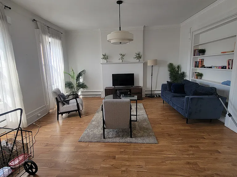 245 W 135th St #5 — Photo 5