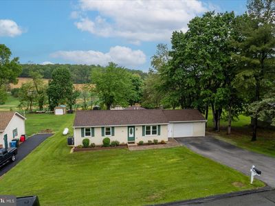 3015 Acorn Ln, Red Lion, PA, 17356