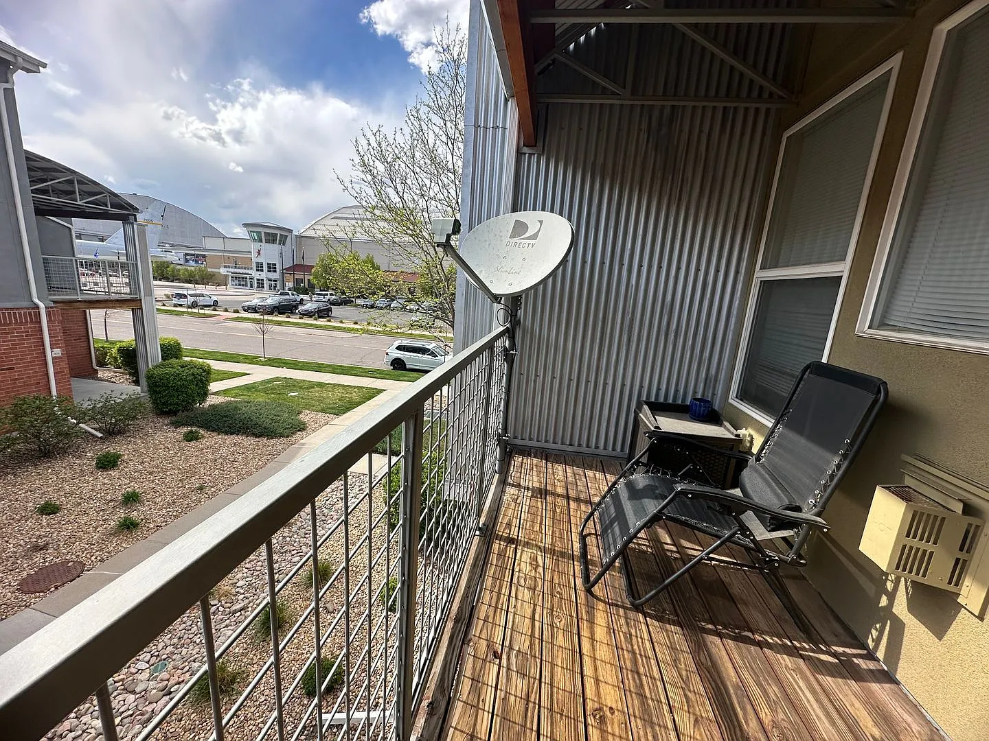 2 bed, 2.5 bath, 1300 sqft, $2,595 — Photo 3