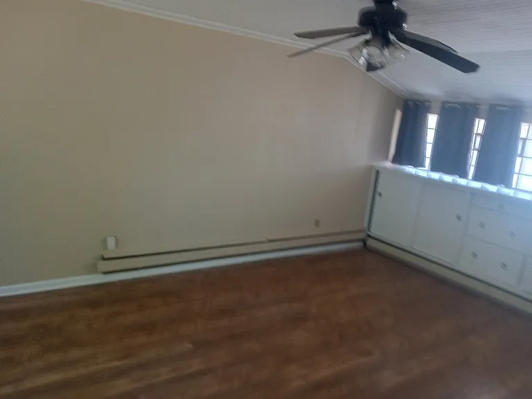 12710 N Saginaw Main House — Photo 13