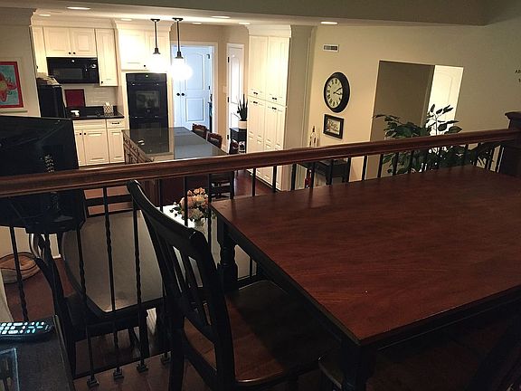 5th image of 1220 Woodmere Ln