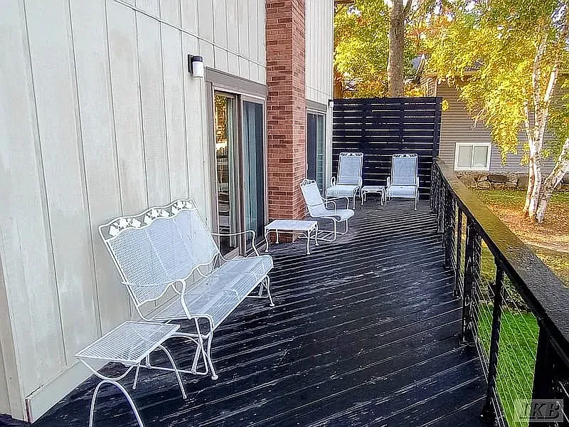 3 bed, 2660 sqft, $2,400 — Photo 3