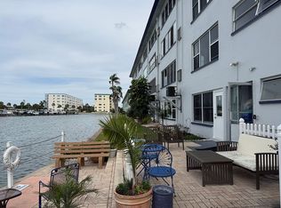 5955 30th Ave S APT 108, Gulfport, FL 33707