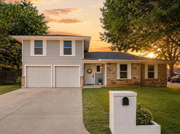 1233 Nicole Way, Burleson, TX 76028