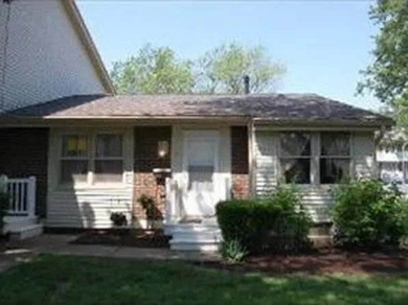 211 Bradley Ct Unit A, Bloomingdale, IL 60108