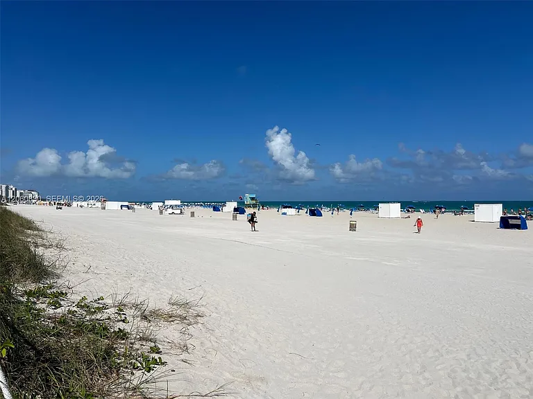 1390 Ocean Dr #101 — Photo 5