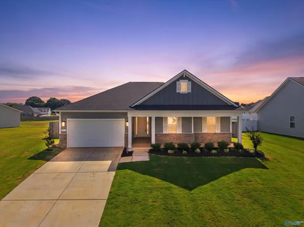 111 Jude Ln, Hazel Green, AL 35750
