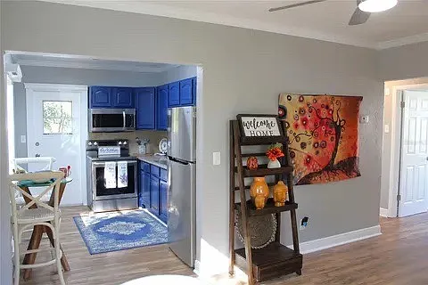 407 W Valencia St — Photo 7