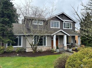 733 17th Ave W, Kirkland, WA