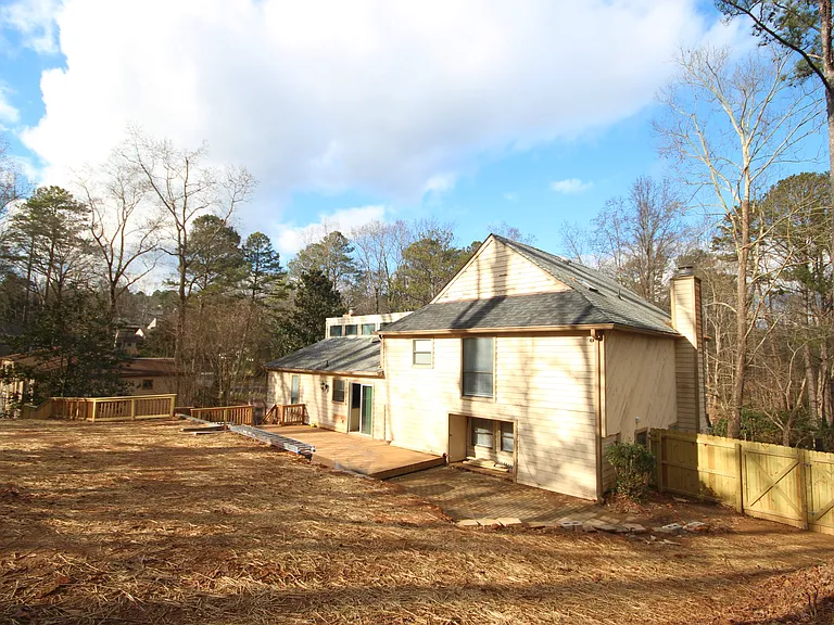 747 Bayliss Dr — Photo 30
