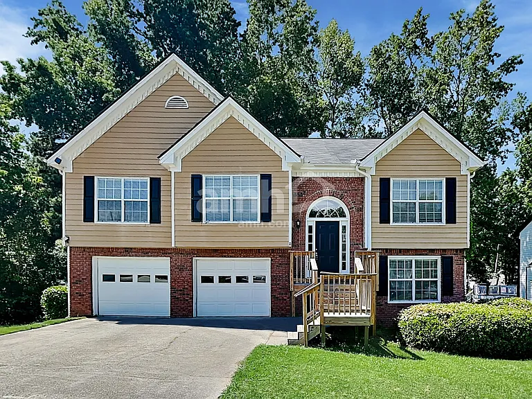 900 Cline Petty Way — Photo 1