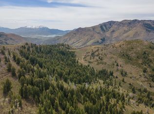 40 Sunridge Cir, Huntsville, UT 84317
