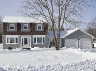 3 Gurba Dr, Stillwater, NY 12170