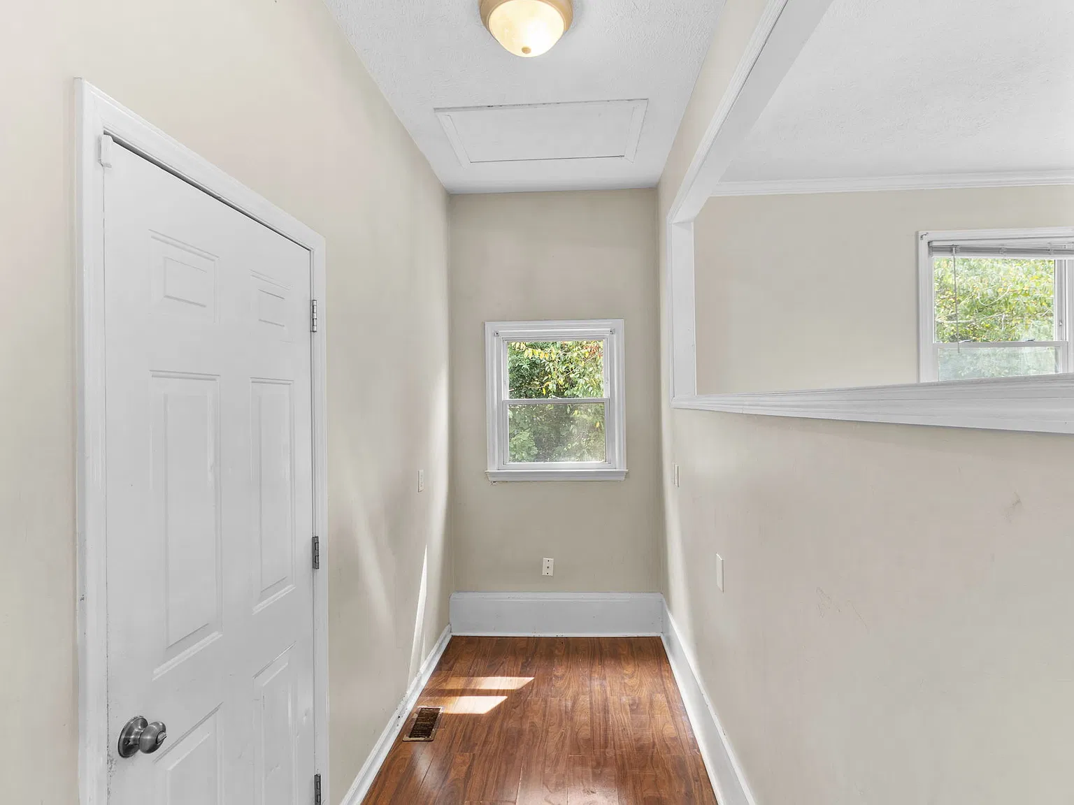 3 bed, 1254 sqft, $1,675 — Photo 1