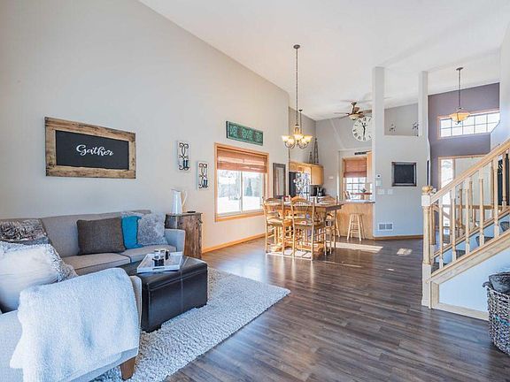5th image of 22991 Navajo St NW
