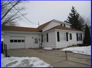 836 Georgia St, Sturgeon Bay, WI 54235