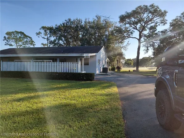 2702 Golf Hammock Dr, Sebring, FL 33872