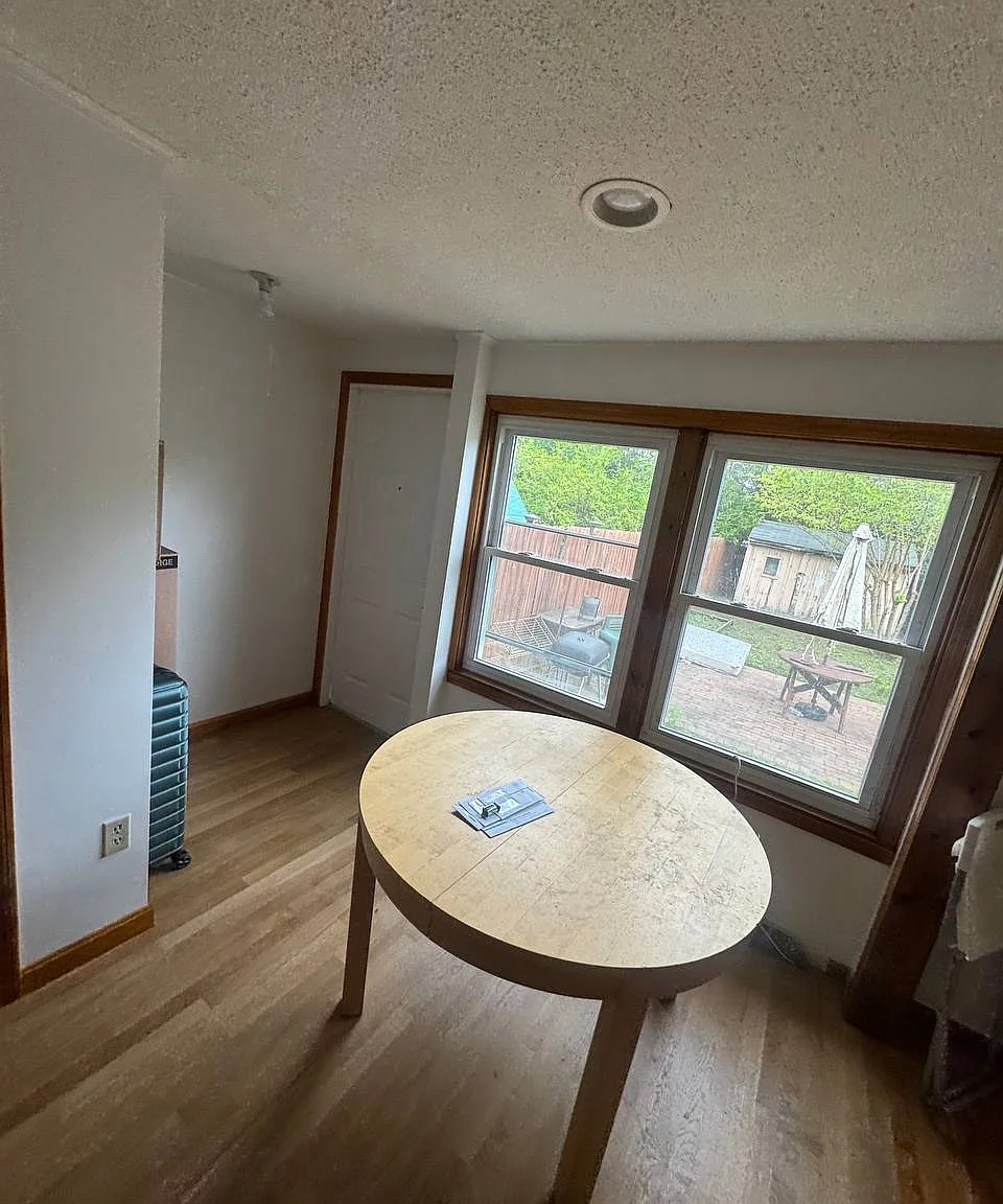 1 bed, 1450 sqft, $1,300 — Photo 3