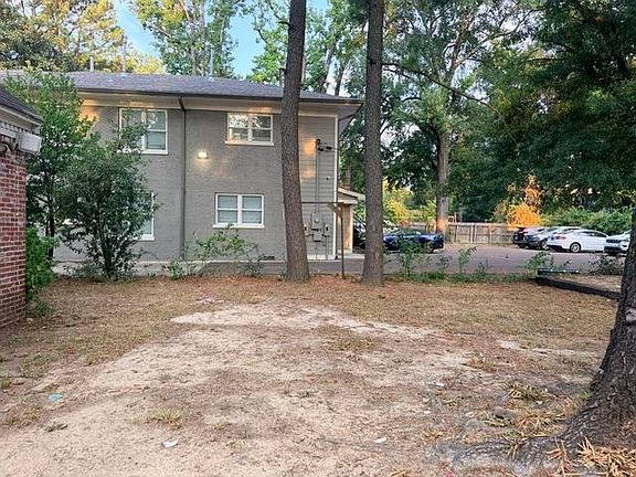 4th image of 3604 Midland Ave