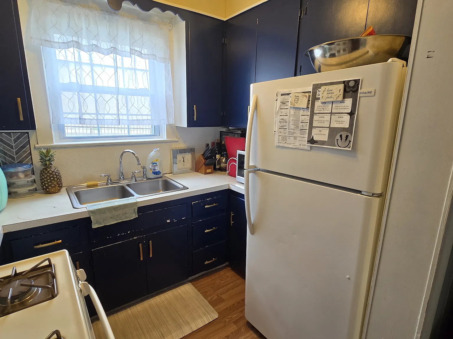 4 bed, $1,550 — Photo 2
