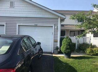 732 Sunfish Pt, Schaumburg, IL 60194