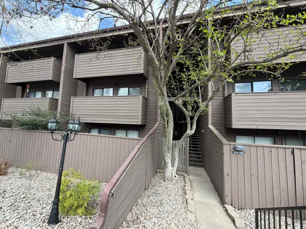 750 Shaker Dr APT 515, Lexington, KY 40504