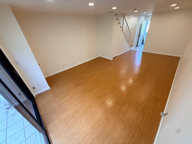 1234 E Wilson Ave #7 — Photo 4