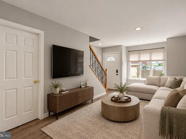 2310 E Cabot St, Philadelphia, PA 19125