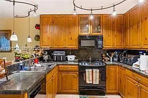 7651 NW 74th Ave #1 Photo 1