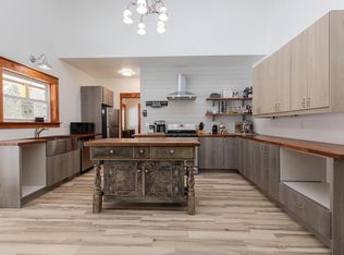 W5450 Briarwood Rd, Elkhorn, WI 53121