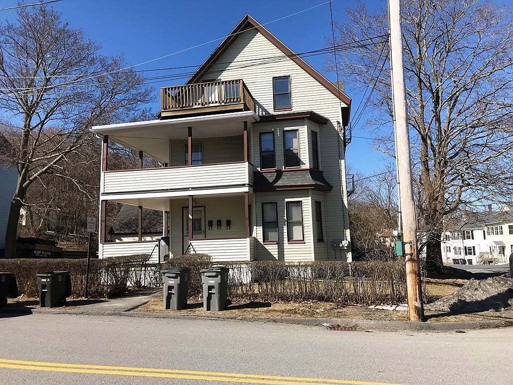 135 Greenwood St, Gardner, MA 01440 Zillow