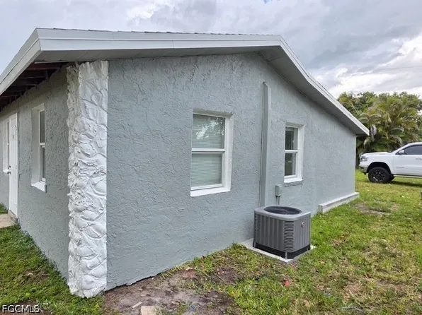 3343-3347 Dora St #3343B, Fort Myers, FL 33916