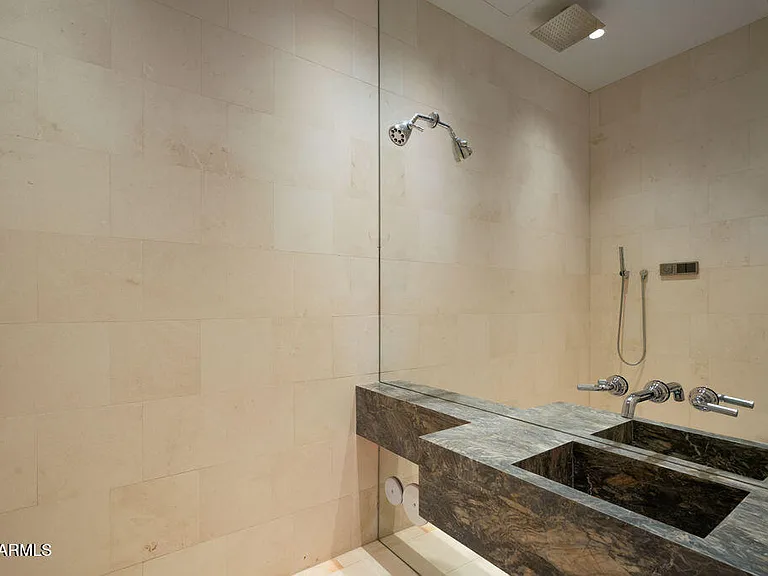 50 W Palm Ln — Photo 24