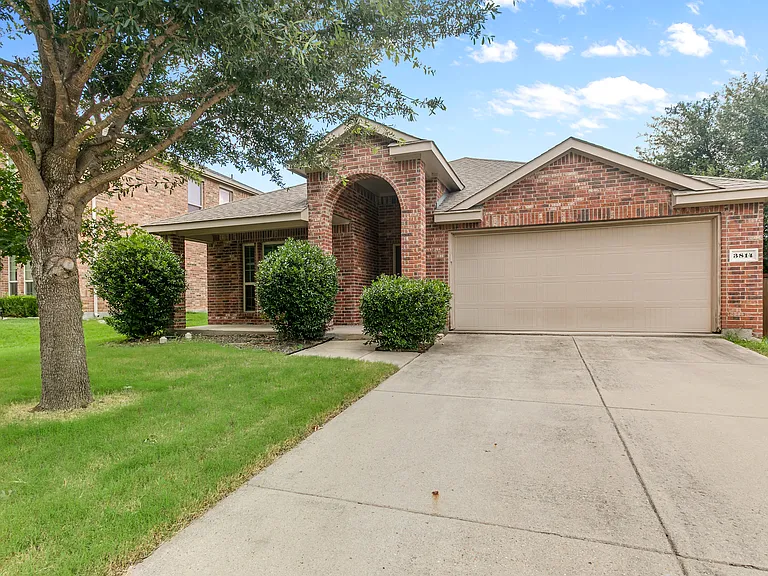 3814 Spring Run Ln — Photo 2
