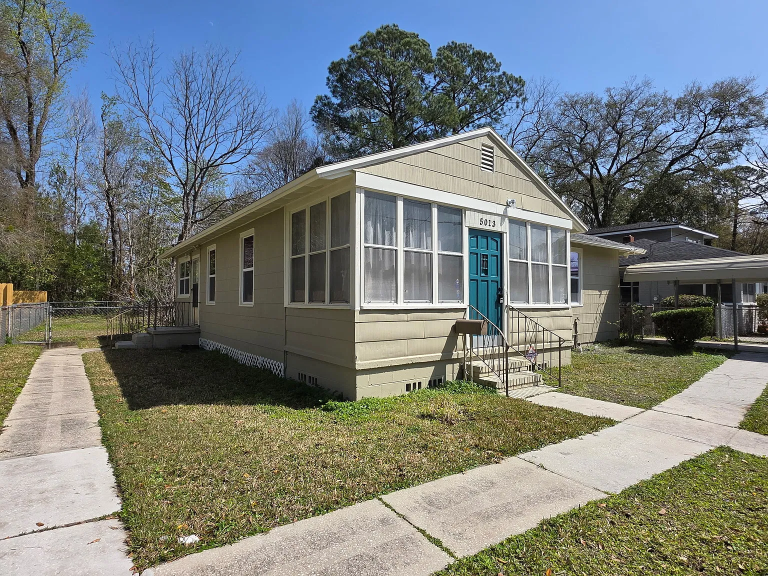 5013 Campenella Dr - 1 — Photo 2