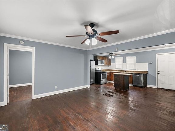 5th image of 360 Betsy Ave SW